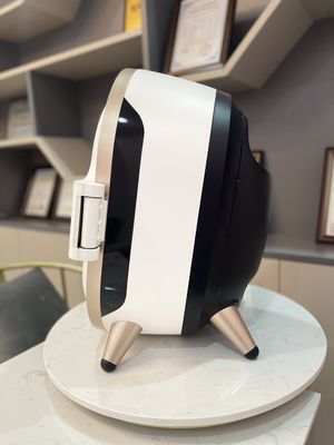 Il CE ha approvato lo strumento di analisi della pelle dell'analizzatore della pelle 3D per la clinica del salone di bellezza